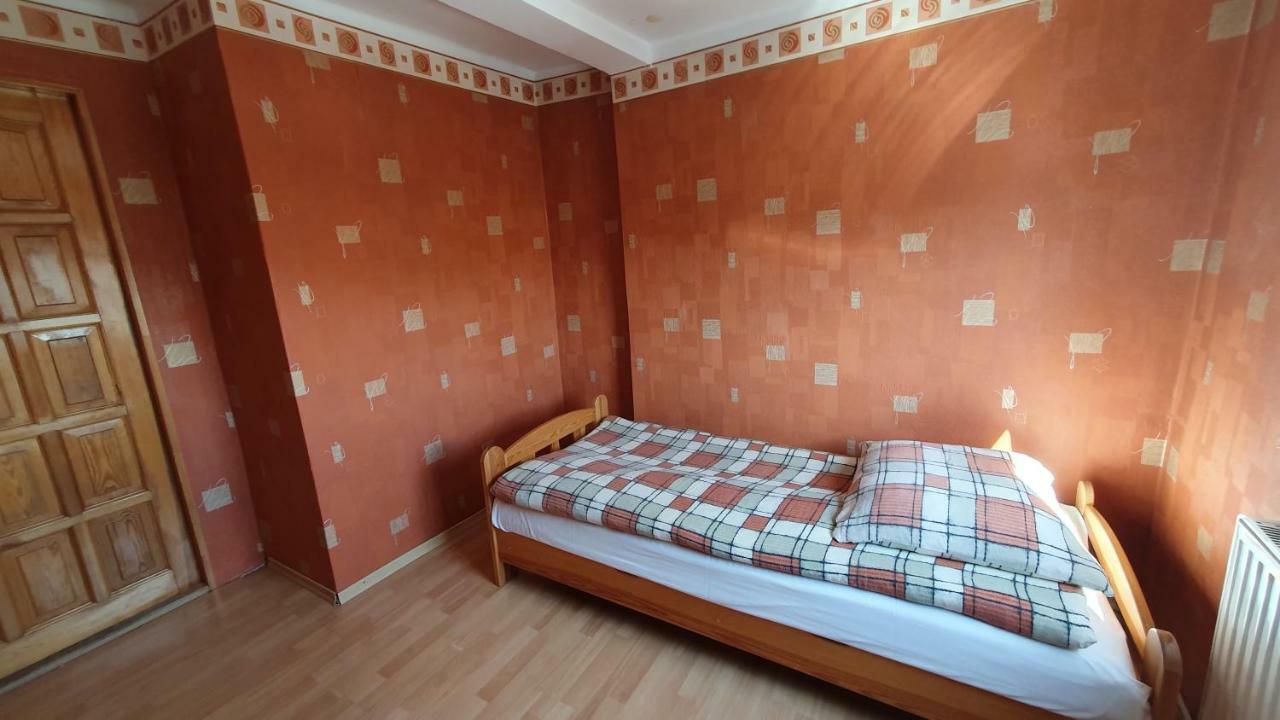 Pokoje Do Wynajecia Piastowska Międzyrzecz Dış mekan fotoğraf
